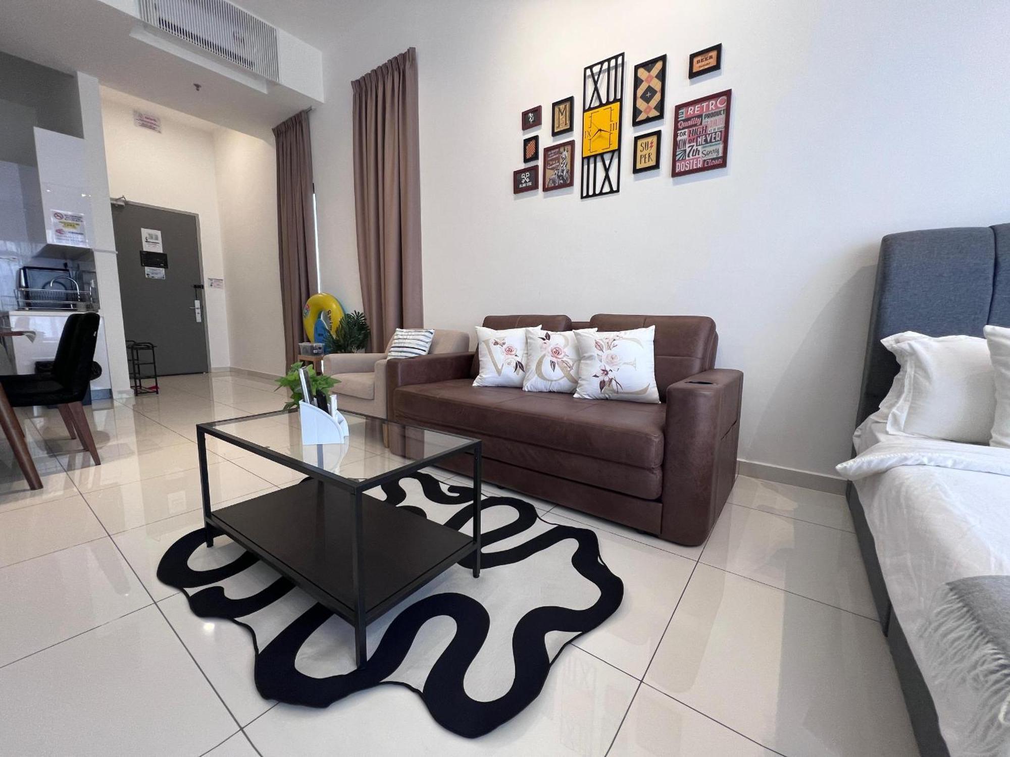 Apartment Karpal Singh Skypool 3 Car Park Family & Baby-friendly 10 Pax Luxury